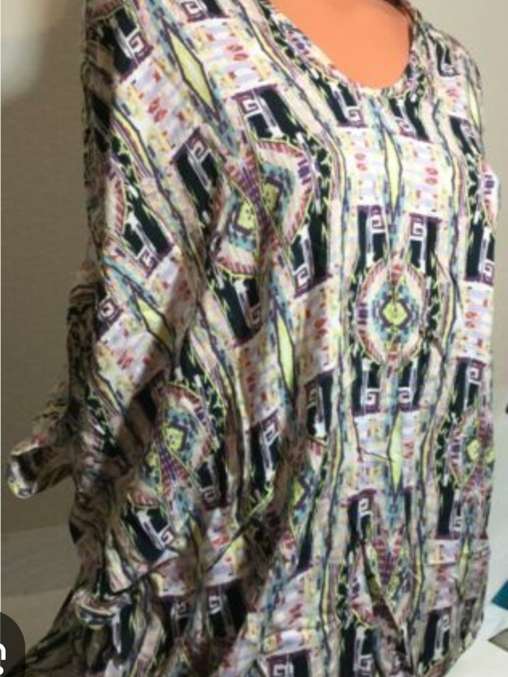 Victoria's Secret Multicolor Geometric Tunic Top